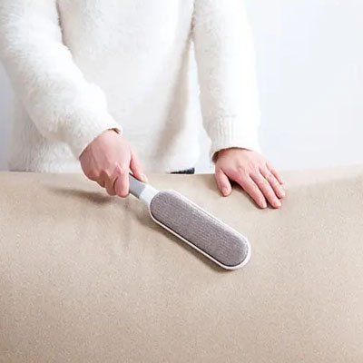 Brosse anti poil | PetClean - univers des chats